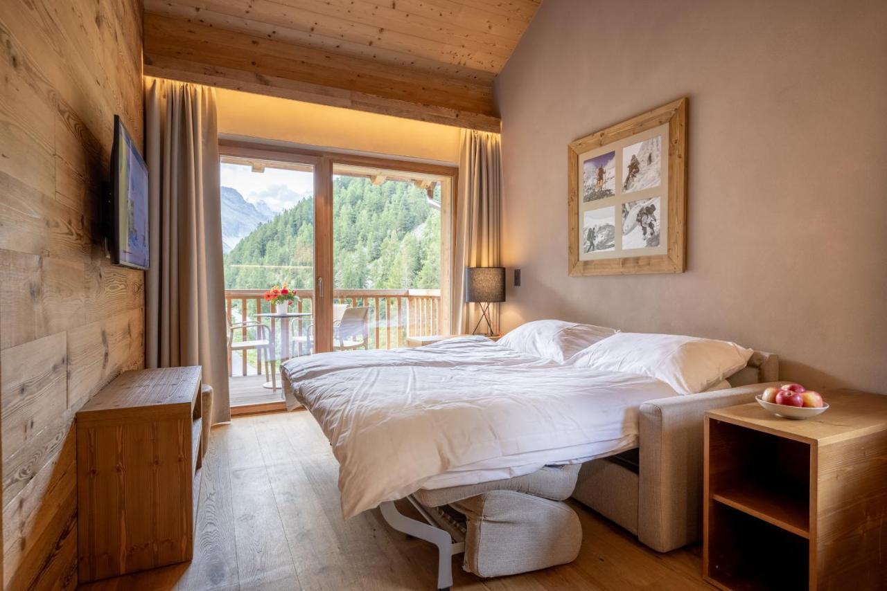 Swisspeak Resorts Zinal Exterior photo