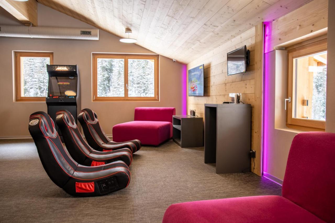Swisspeak Resorts Zinal Exterior photo